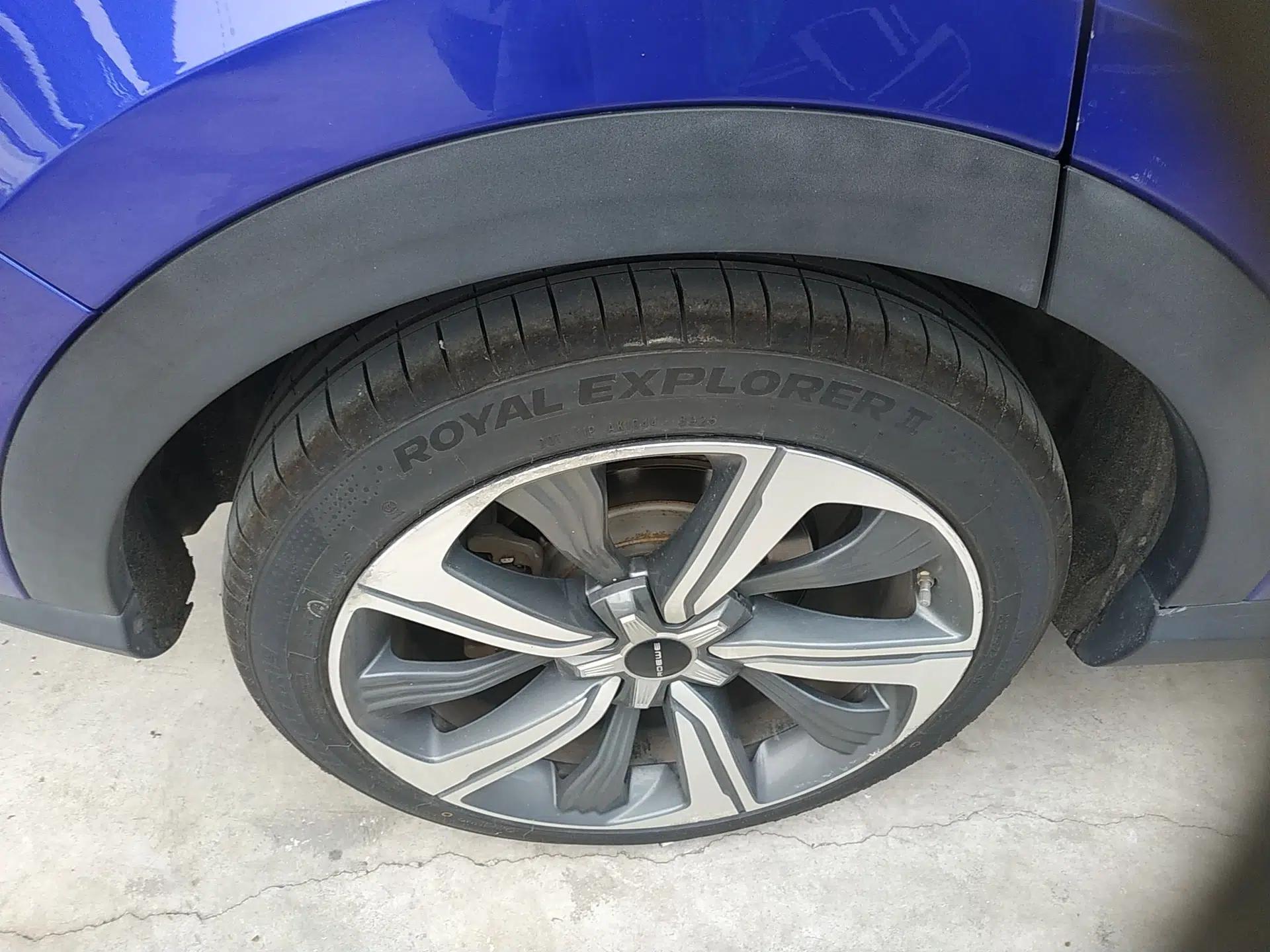 Roewe MARVEL X 2018 Rear-Drive Model — миниатюра 6
