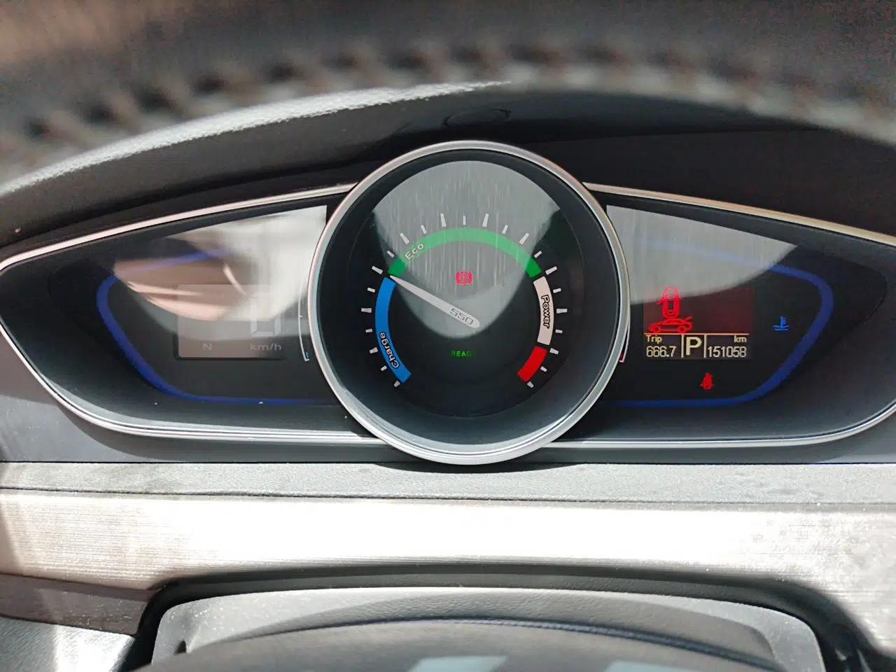 Roewe e550 2016 Flagship Edition — миниатюра 11