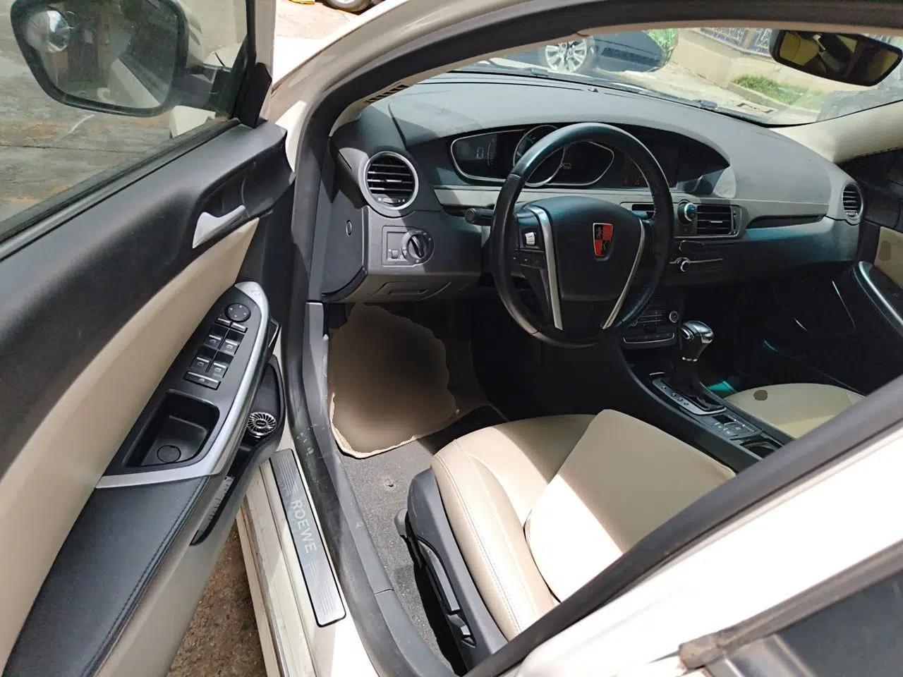 Roewe e550 2016 Flagship Edition — миниатюра 16