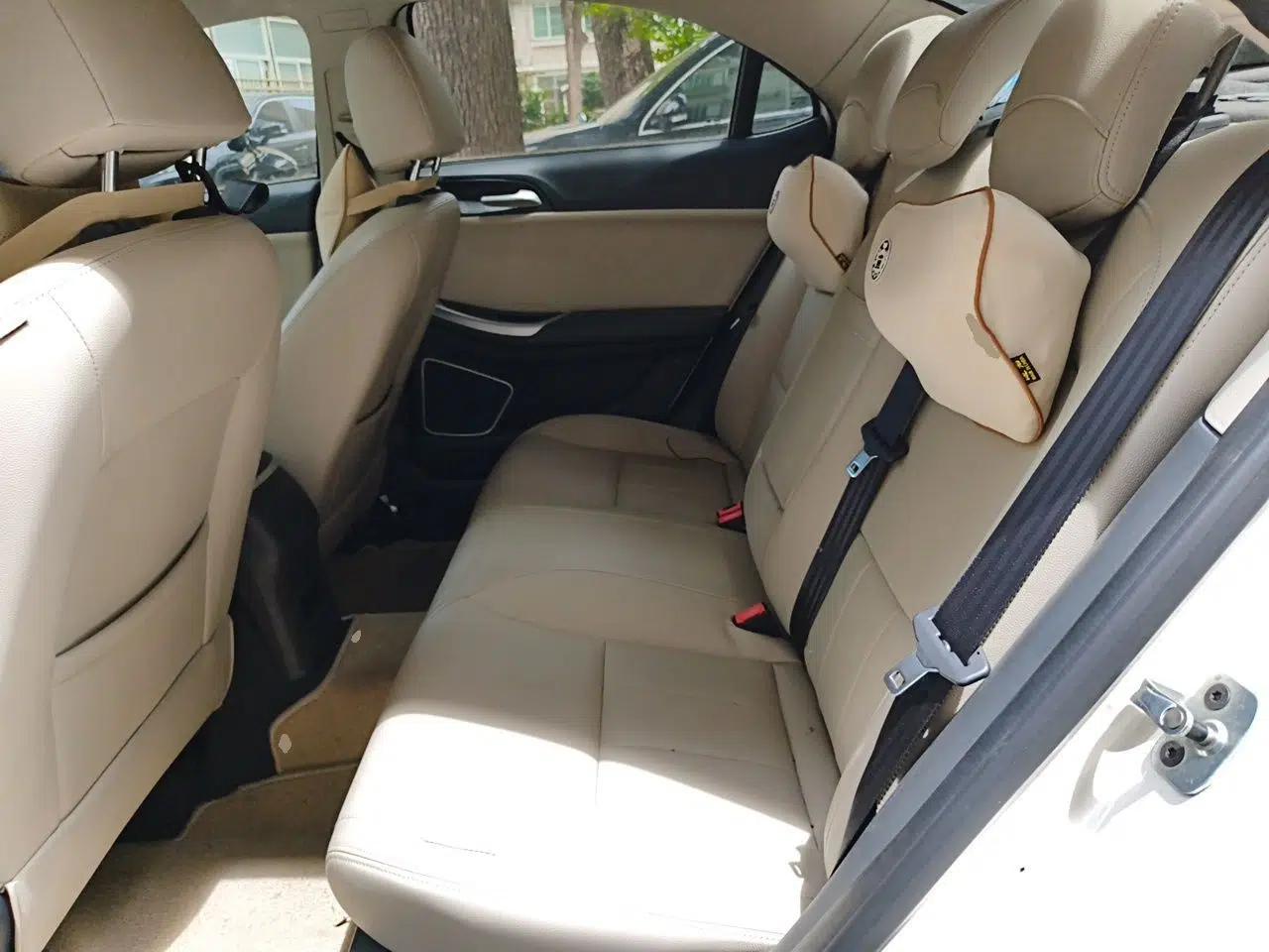 Roewe e550 2016 Flagship Edition — миниатюра 17