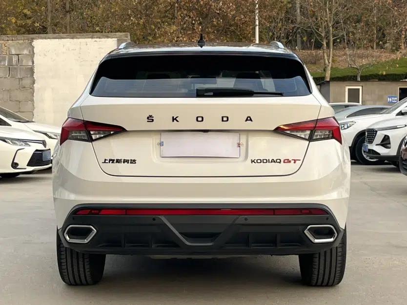 Skoda Kodiaq GT 2022 TSI330 Two-Wheel-Drive Luxury Edition — миниатюра 2