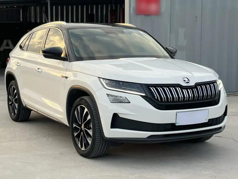 Skoda Kodiaq GT 2022 TSI330 Two-Wheel-Drive Luxury Edition — миниатюра 3
