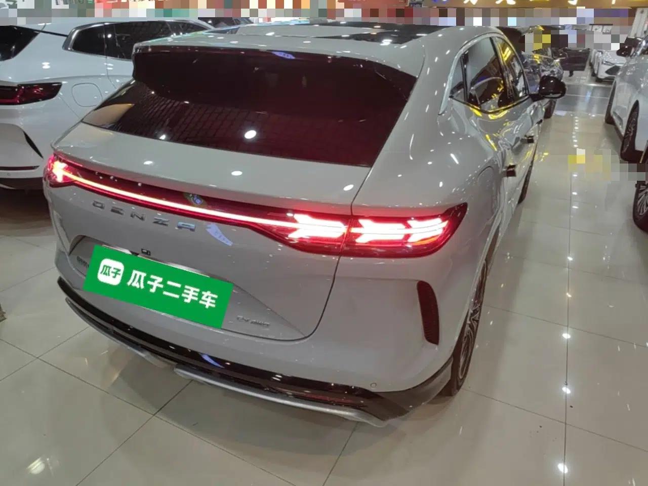 Denza N7 2024 630 All-Wheel Drive Intelligent Driving Max Edition — миниатюра 6