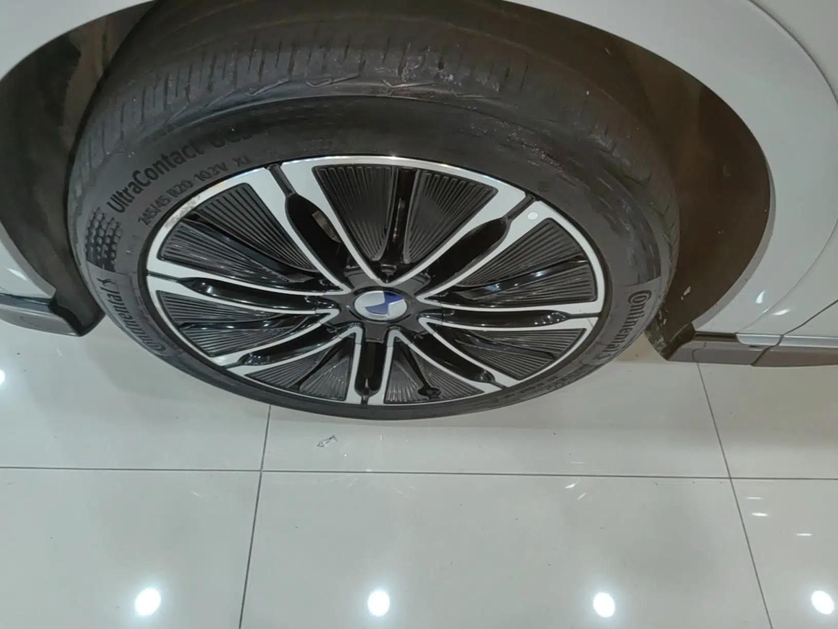 Denza N7 2024 630 All-Wheel Drive Intelligent Driving Max Edition — миниатюра 10