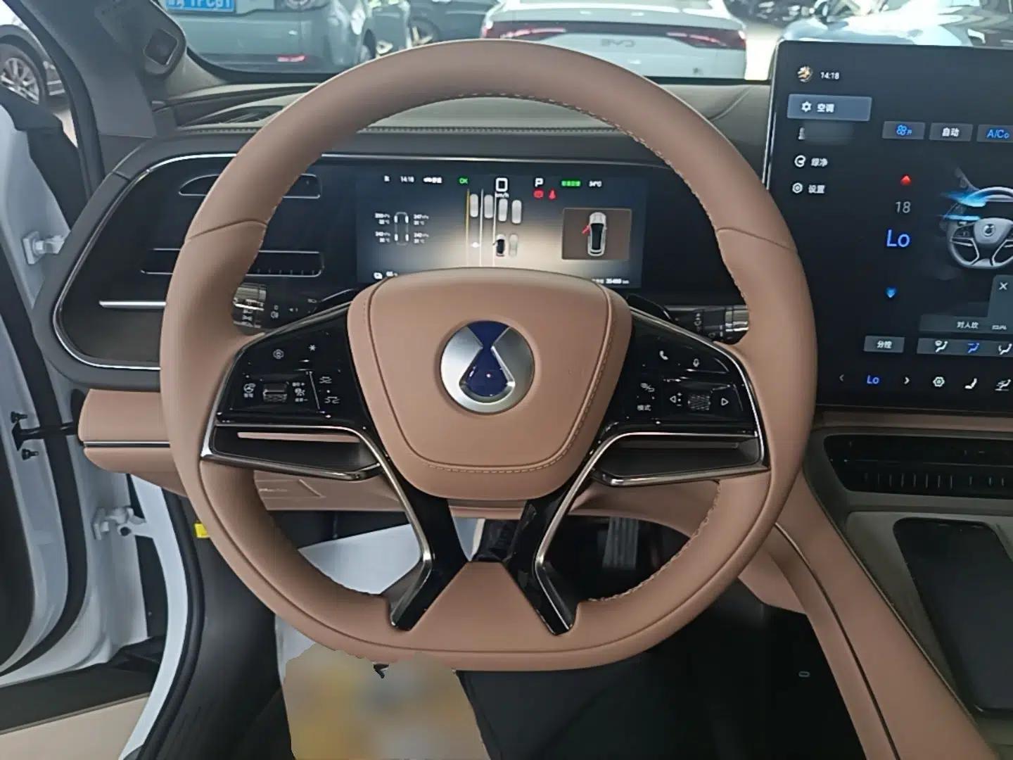 Denza N7 2024 702 Smart Drive Pro Edition — миниатюра 18