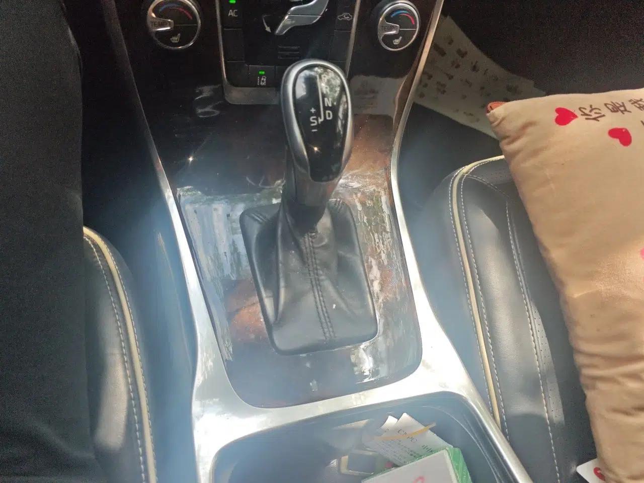 Volvo S80L 2014 2.0T T5 Luxury Executive Edition — миниатюра 14