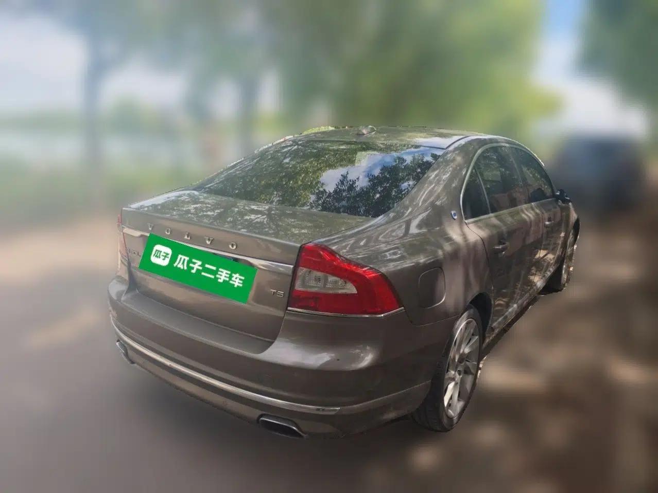 Volvo S80L 2014 2.0T T5 Luxury Executive Edition — миниатюра 6