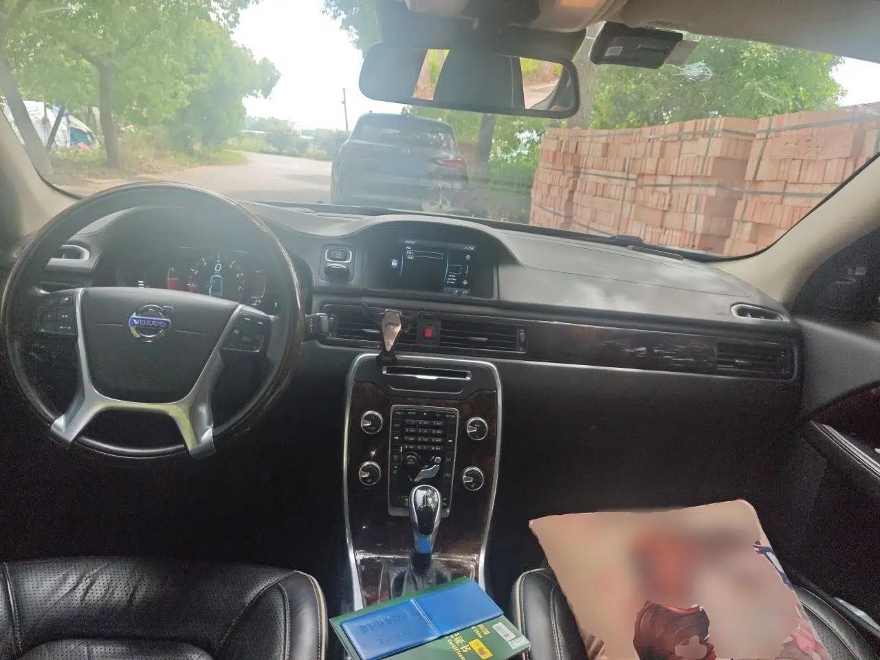 Volvo S80L 2014 2.0T T5 Luxury Executive Edition — миниатюра 9