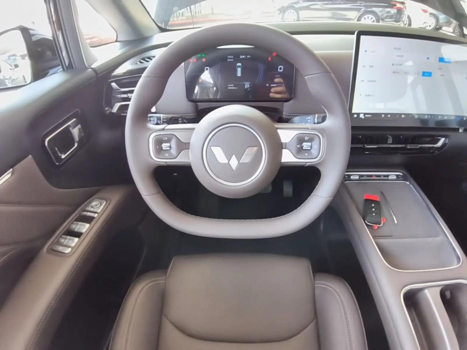 Wuling Starlight 730 2025 Model Plug-in Hybrid 125km Luxury Edition — миниатюра 13