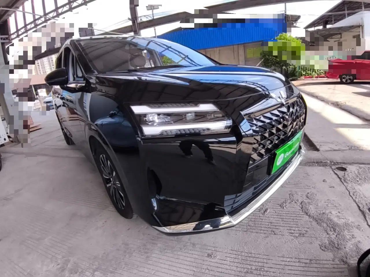 Wuling Starlight 730 2025 Model Plug-in Hybrid 125km Luxury Edition — миниатюра 3