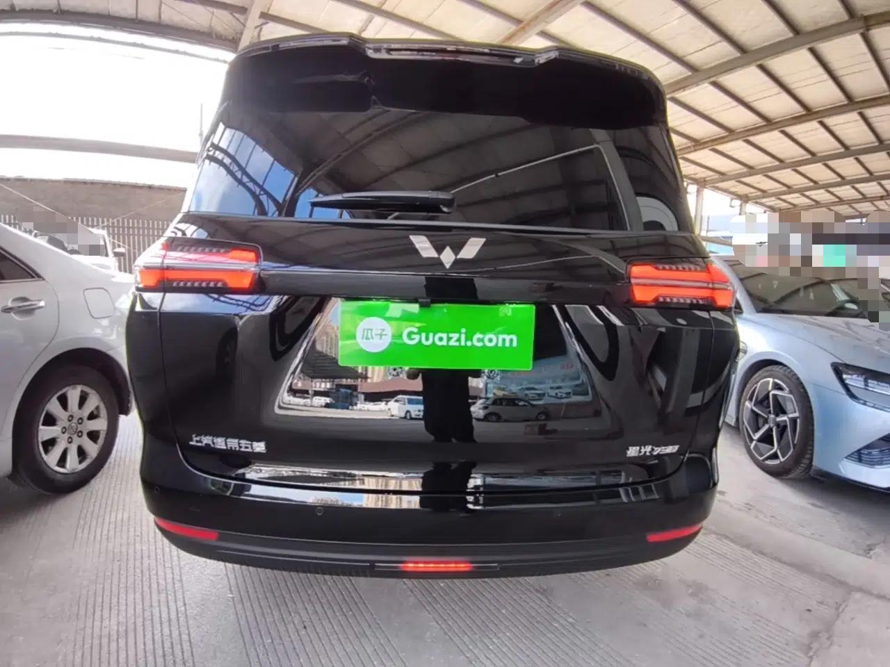 Wuling Starlight 730 2025 Model Plug-in Hybrid 125km Luxury Edition — миниатюра 5