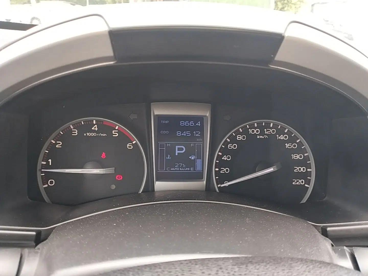 Isuzu D-MAX 2018 3.0T Two-Wheel Drive Automatic Elite Version 4JJ1-TC HI — миниатюра 14