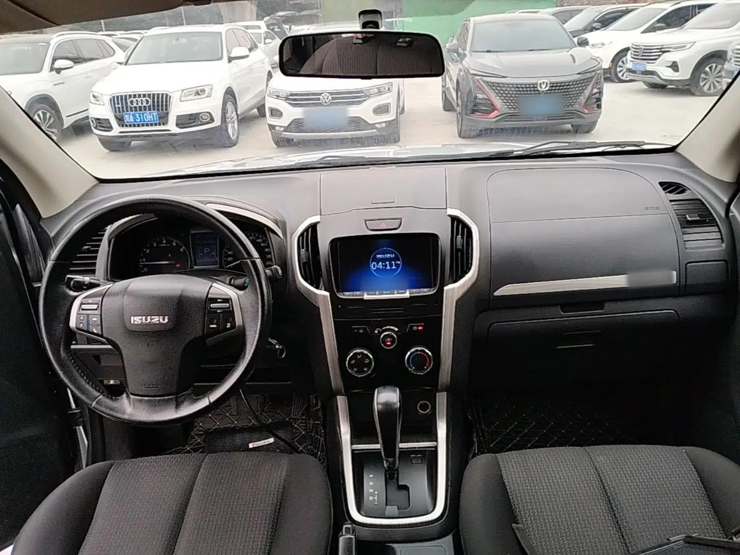 Isuzu D-MAX 2018 3.0T Two-Wheel Drive Automatic Elite Version 4JJ1-TC HI — миниатюра 12