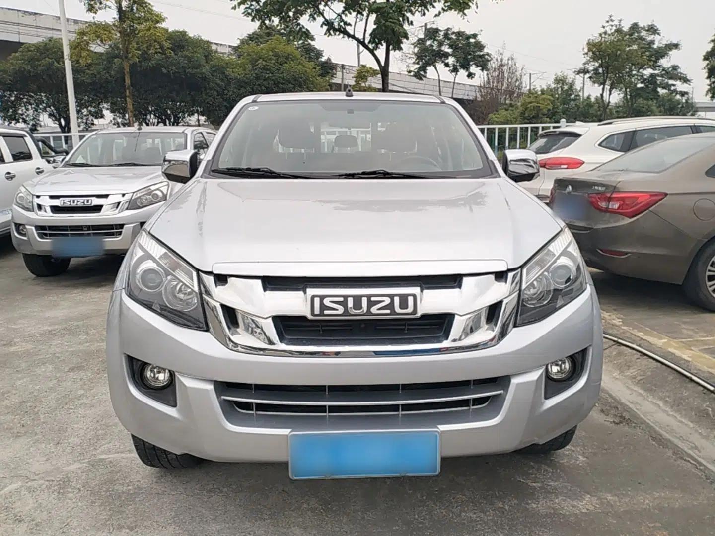 Isuzu D-MAX 2018 3.0T Two-Wheel Drive Automatic Elite Version 4JJ1-TC HI — миниатюра 2