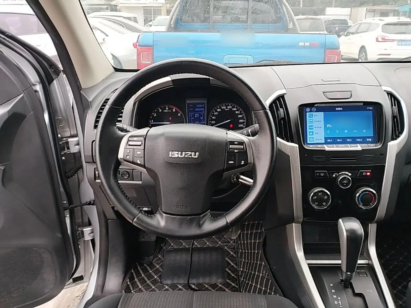 Isuzu D-MAX 2018 3.0T Two-Wheel Drive Automatic Elite Version 4JJ1-TC HI — миниатюра 13