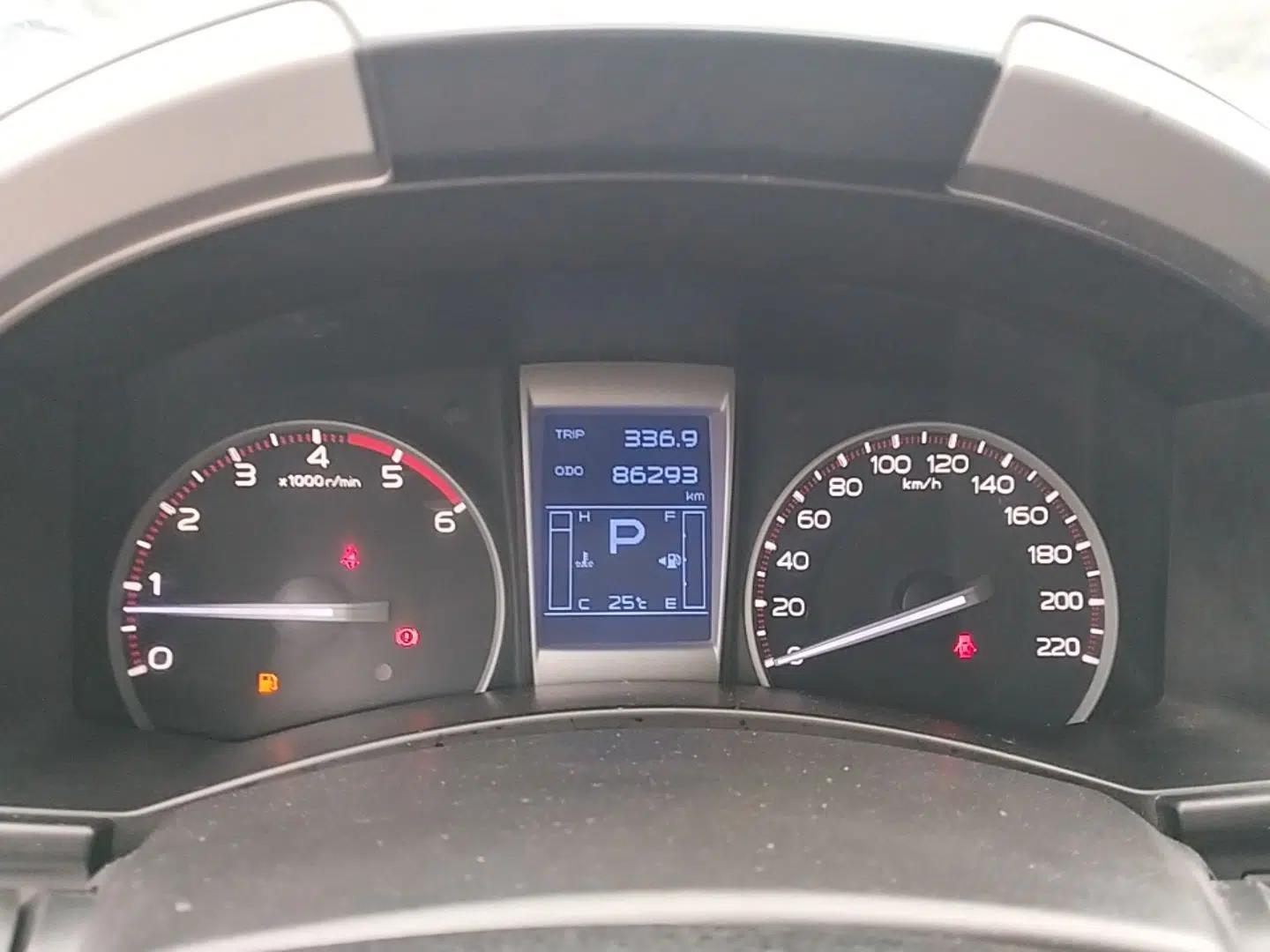 Isuzu D-MAX 2018 3.0T Two-Wheel Drive Automatic Elite Version 4JJ1-TC HI — миниатюра 14