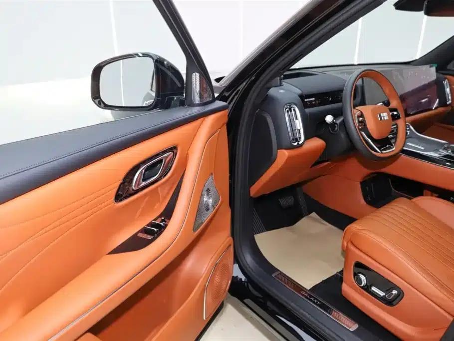 Galaxy M9 2025 210km/h AWD Navigator Edition — миниатюра 17