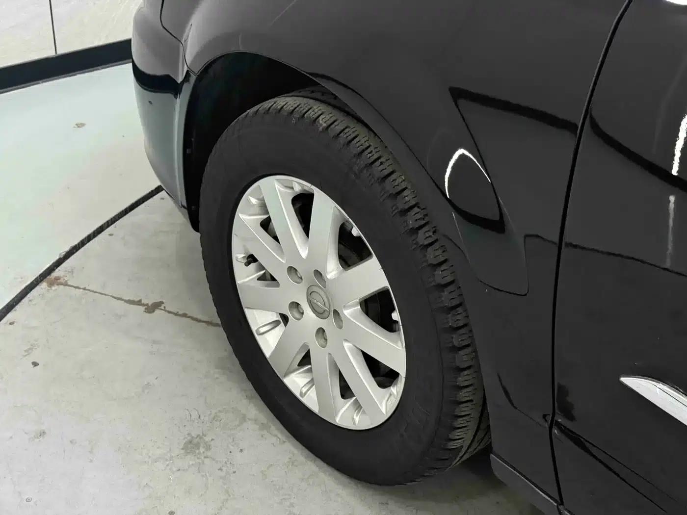 2013 Imported Grand Voyager 3.6L Luxury Edition — миниатюра 26