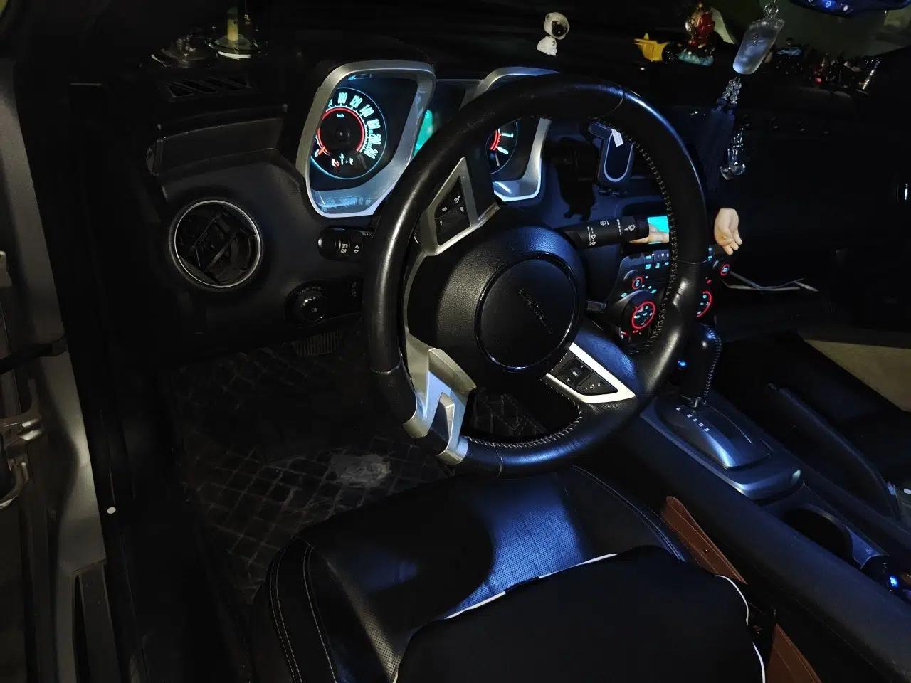 Chevrolet Camaro 2011 3.6L Legendary Performance Edition — миниатюра 10