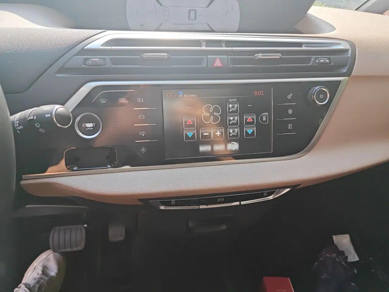 Citroen C4 Picasso 2015 Grand 1.6T Luxury 7-Seater — миниатюра 13