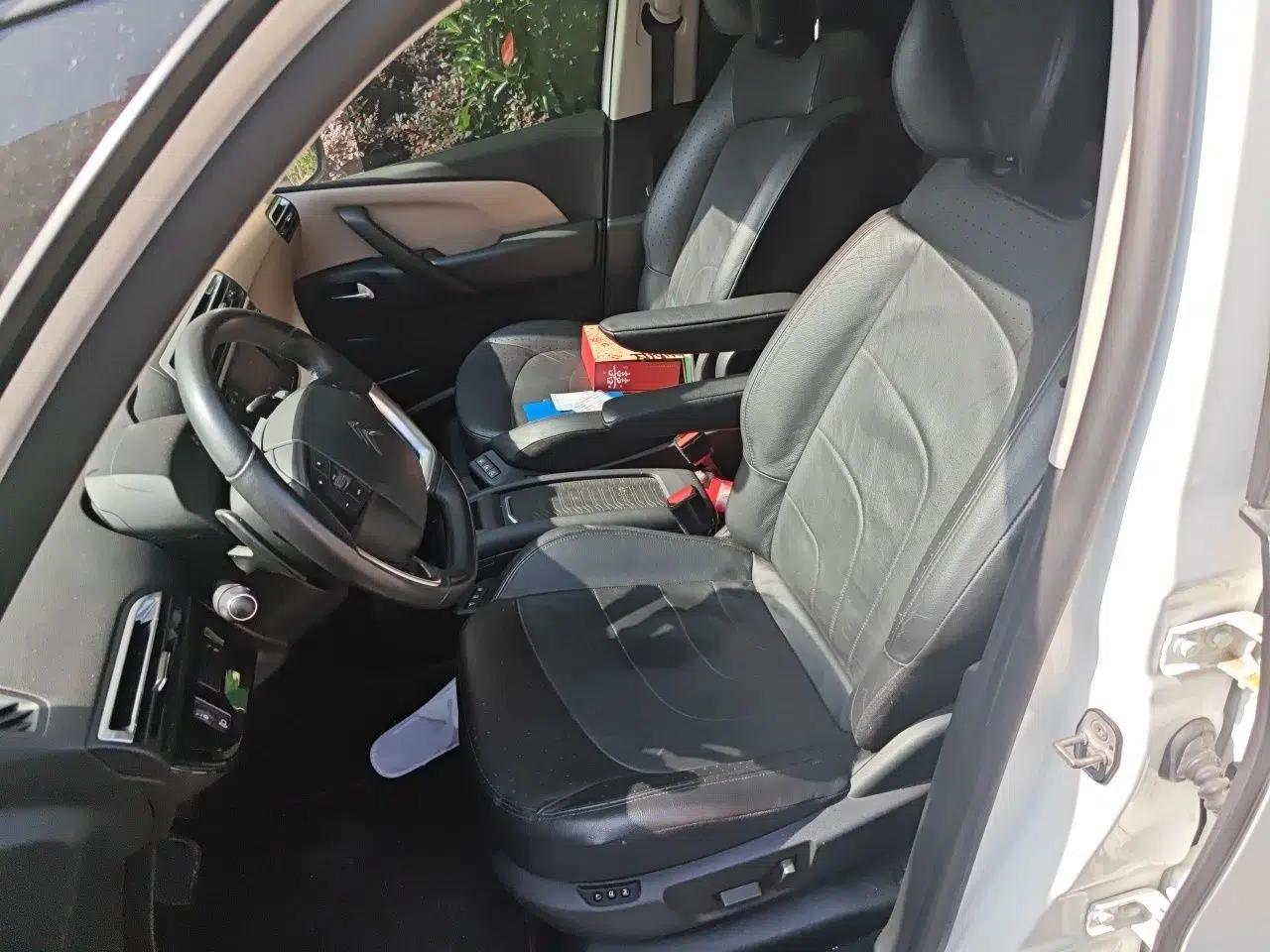 Citroen C4 Picasso 2015 Grand 1.6T Luxury 7-Seater — миниатюра 15