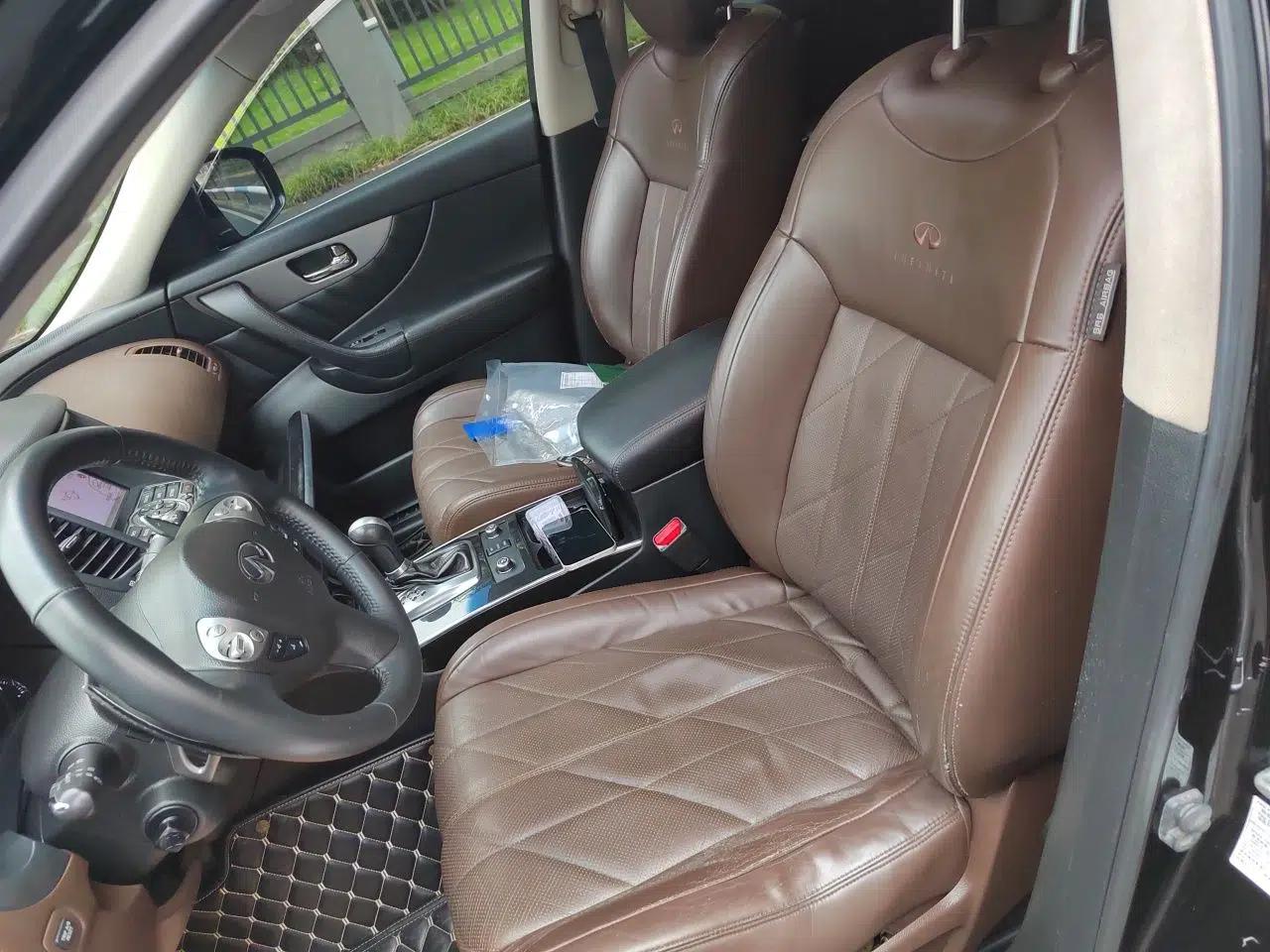 Infiniti QX70 2013 3.7L Standard Edition — миниатюра 15