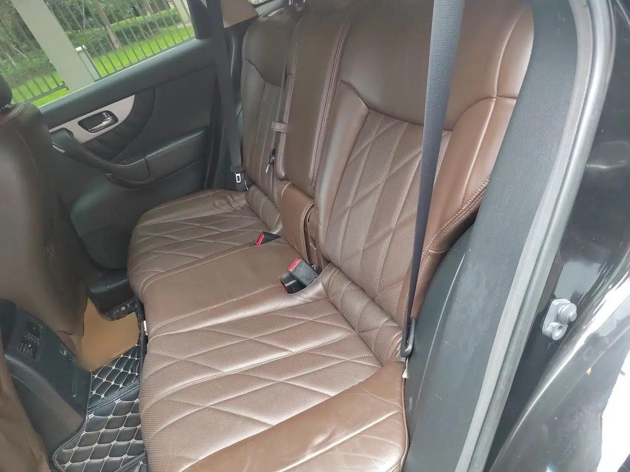 Infiniti QX70 2013 3.7L Standard Edition — миниатюра 17