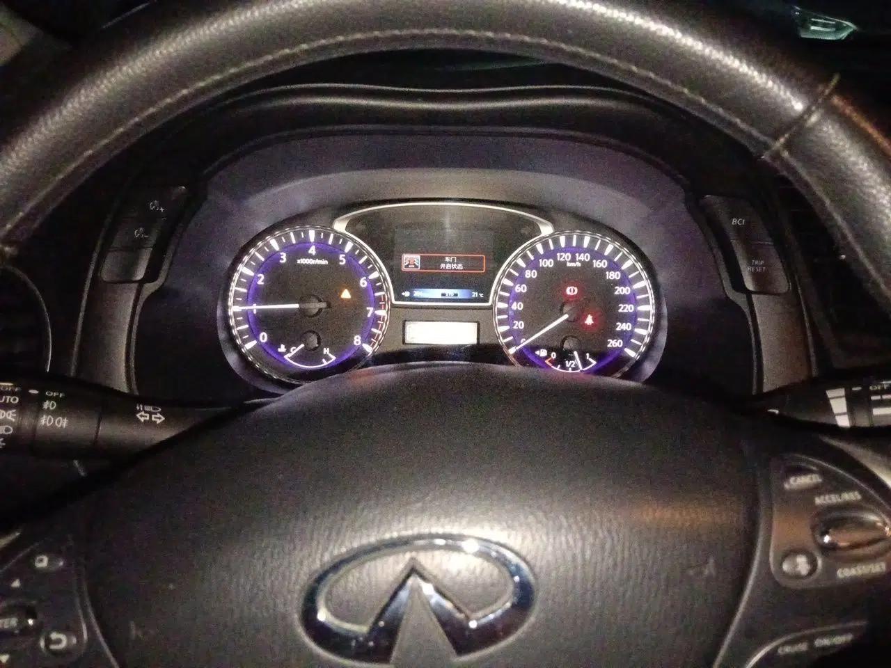 Infiniti JX 2013 JX35 4x4 All-Terrain Edition — миниатюра 11