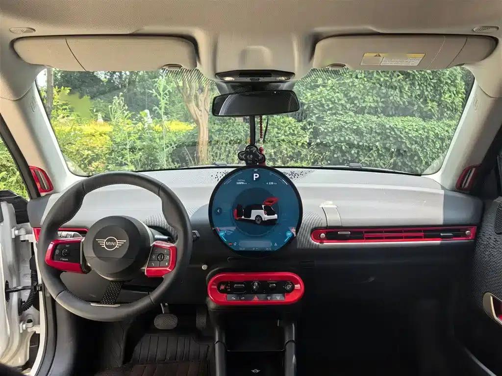 2024 Electric MINI Cooper (456km/h) - Classic Style — миниатюра 12