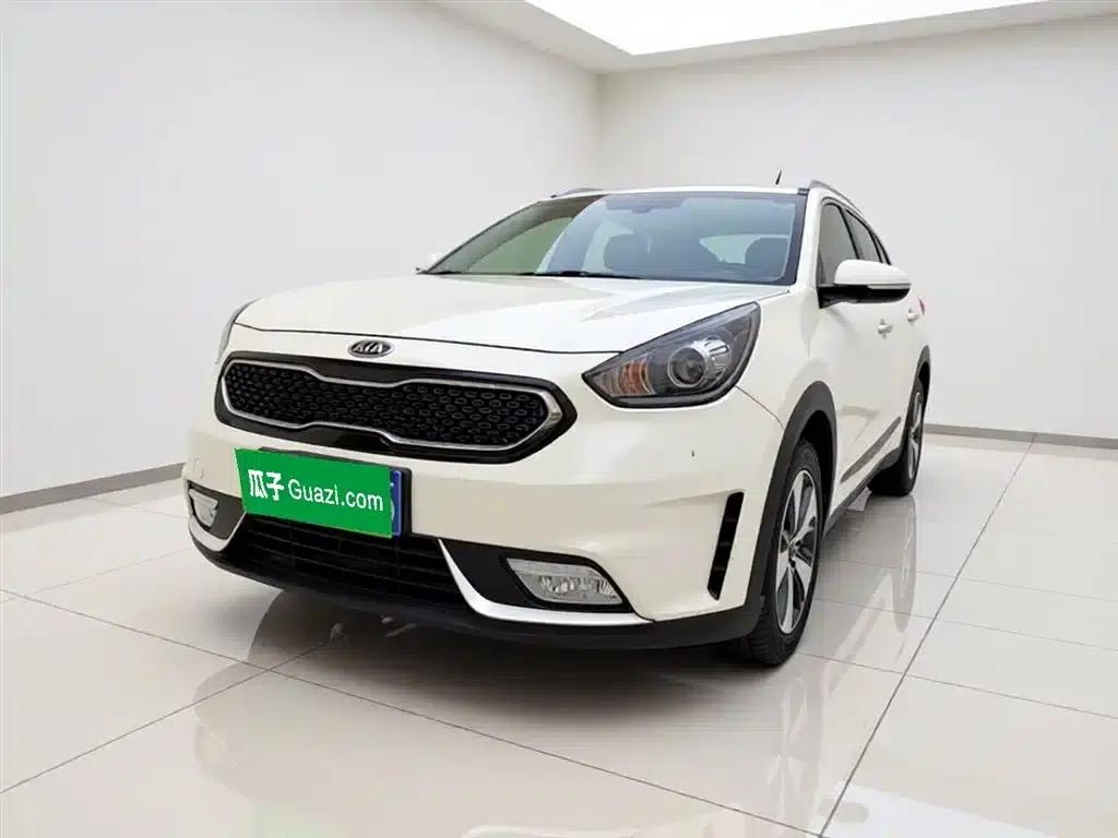 Niro 2017 1.6L Luxury Edition — миниатюра 1