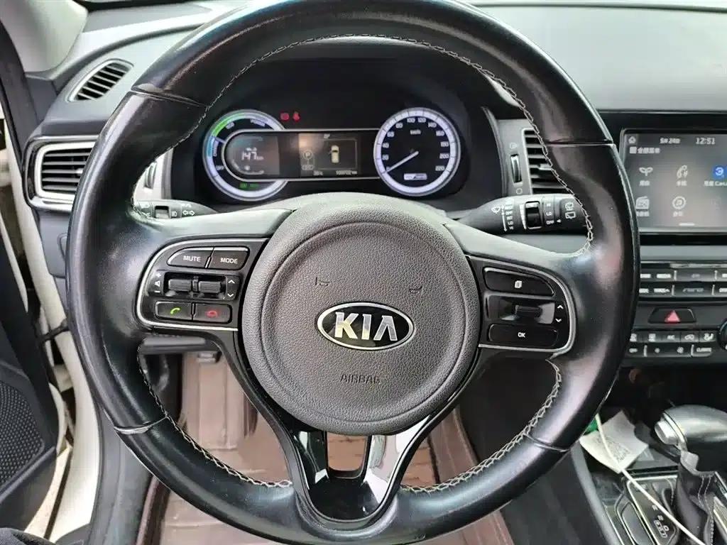 Niro 2017 1.6L Luxury Edition — миниатюра 3