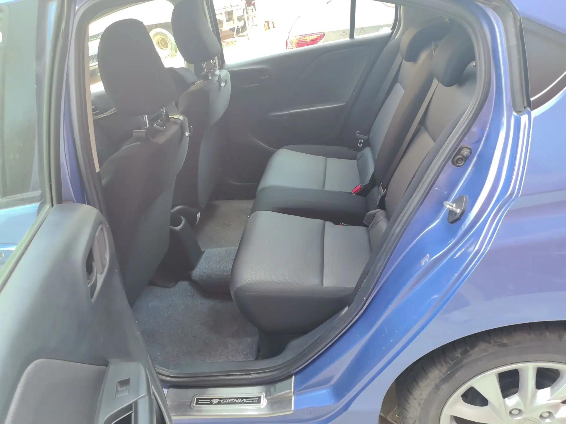 Honda Gienia 2017 1.5L CVT Classic Edition — миниатюра 17