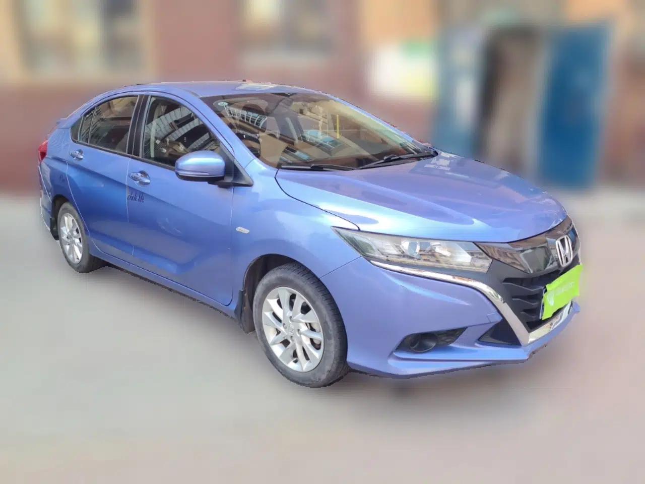 Honda Gienia 2017 1.5L CVT Classic Edition — миниатюра 3