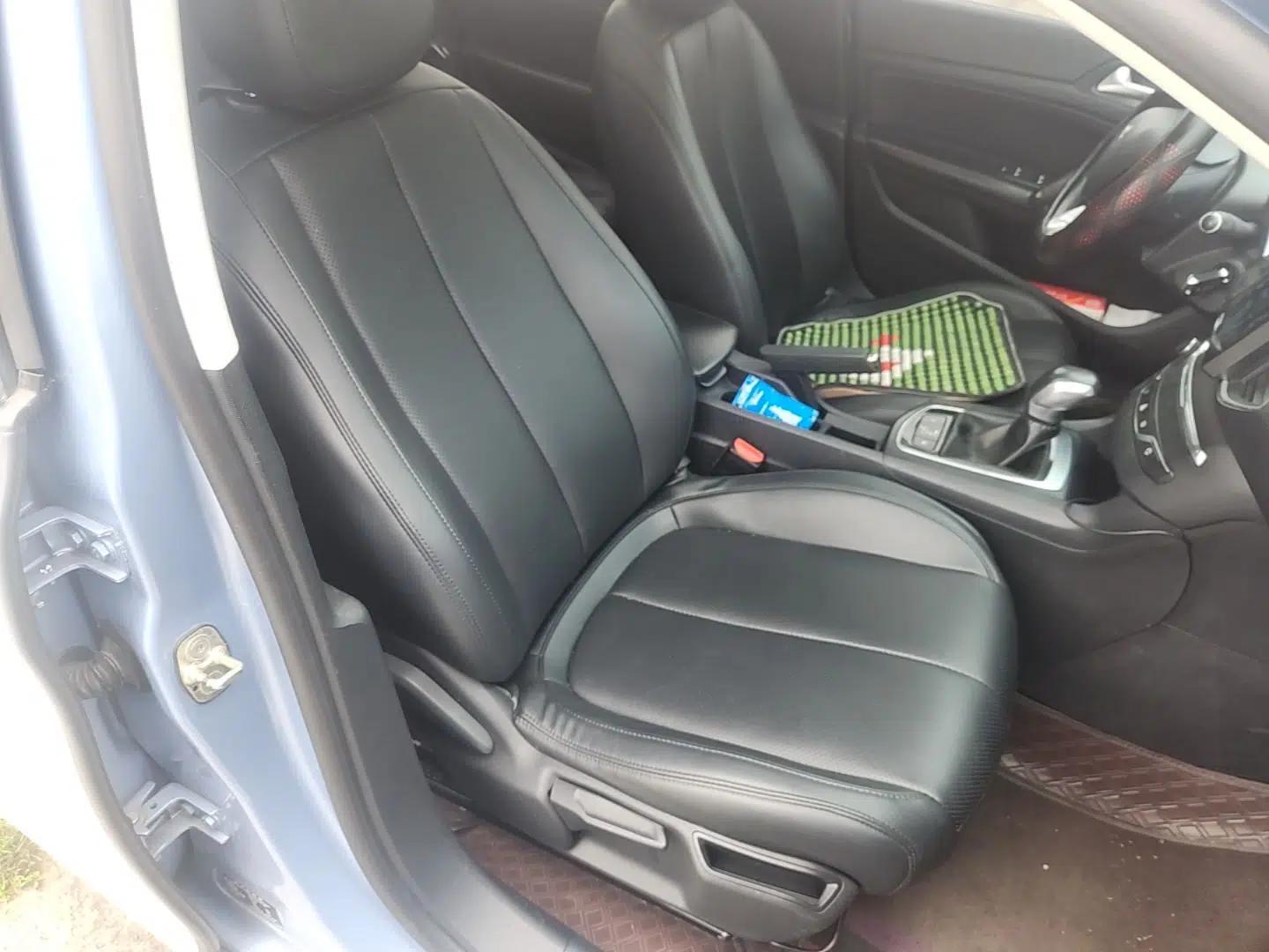 Peugeot 308S 2015 1.2T Automatic Jingchi Edition — миниатюра 19