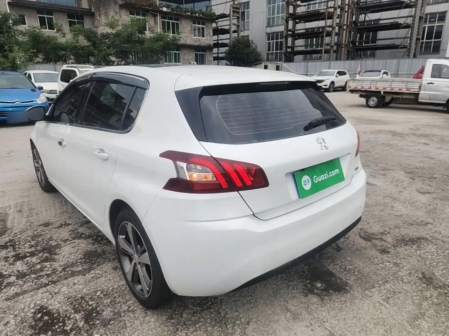 Peugeot 308S 2015 1.2T Automatic Jingchi Edition — миниатюра 4