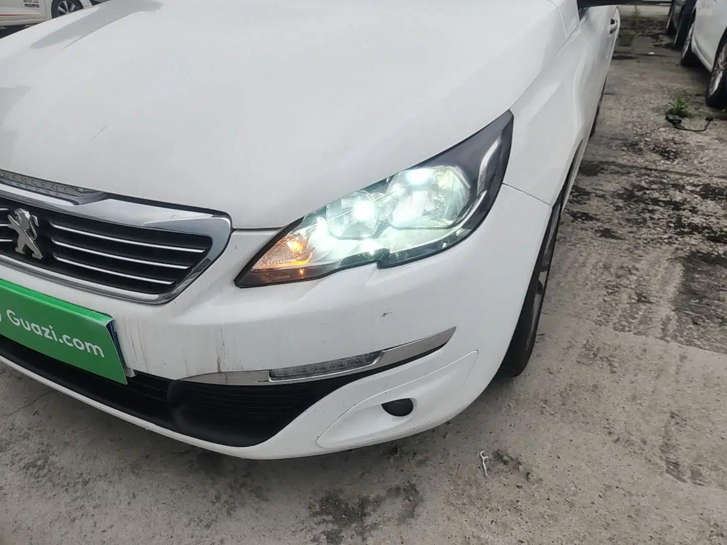 Peugeot 308S 2015 1.2T Automatic Jingchi Edition — миниатюра 8