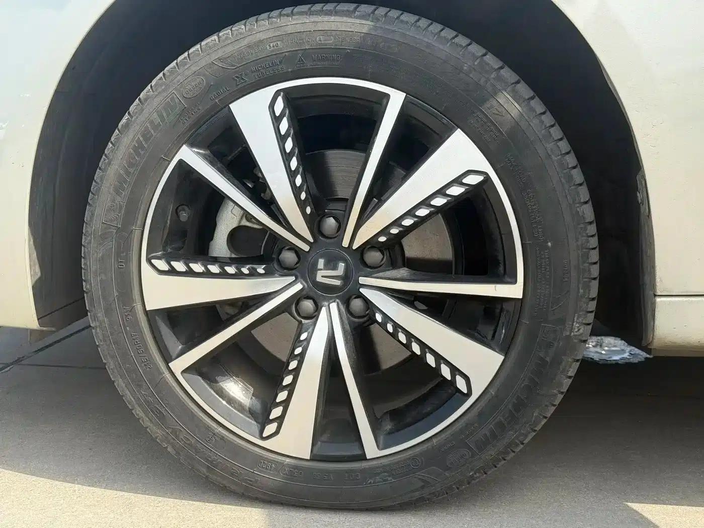 Feifan ER6 2021 New Dynamic Edition 620km Smart Edition — миниатюра 15