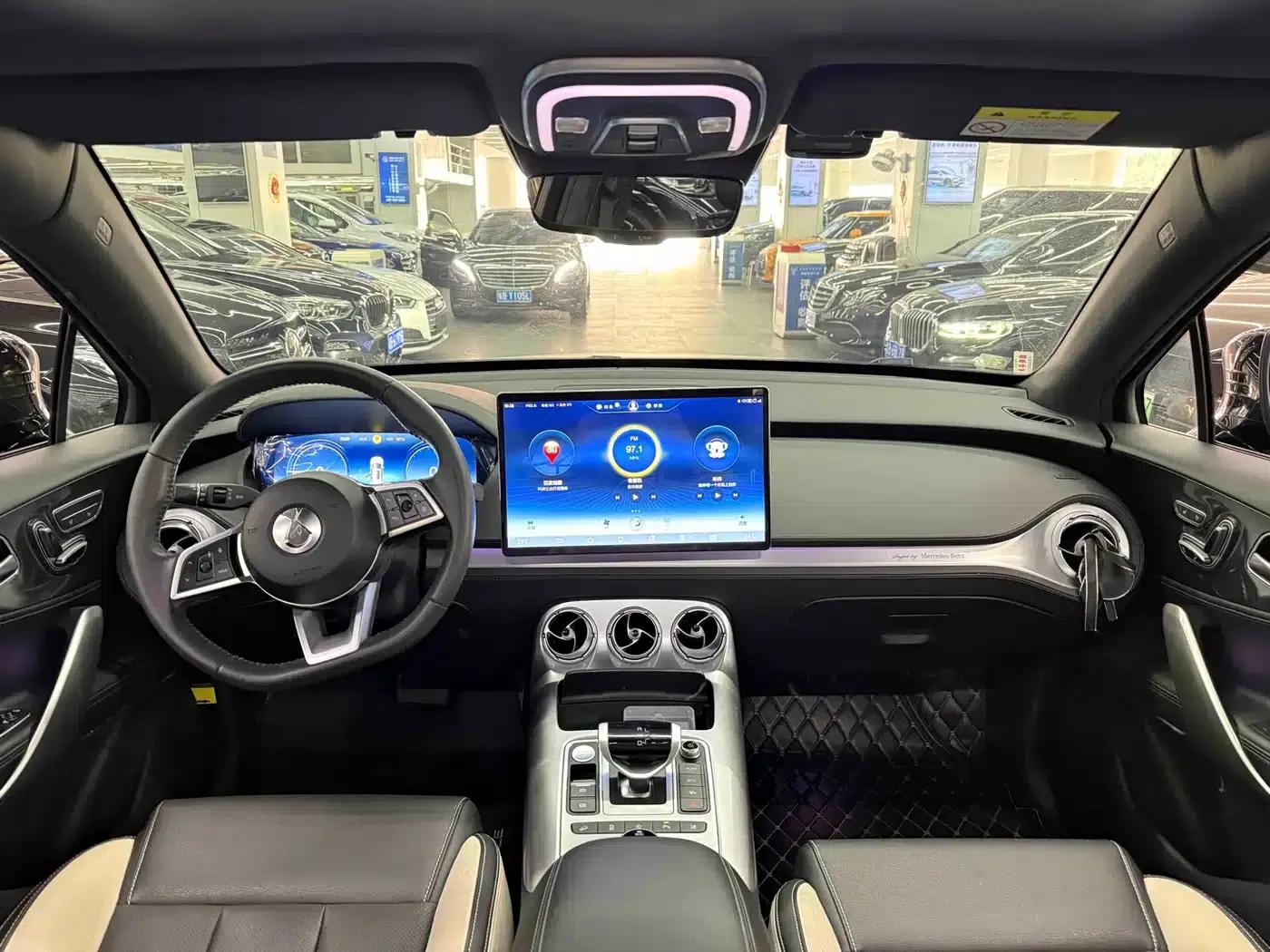 Denza X 2020 PHEV Sport Edition — миниатюра 14