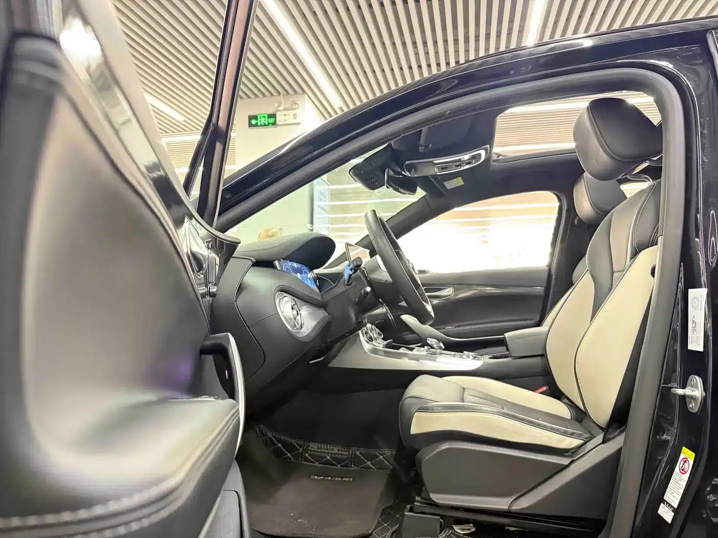 Denza X 2020 PHEV Sport Edition — миниатюра 8