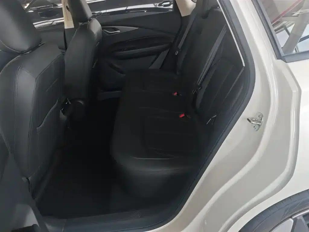 Wuling E5 2024 Model 510km Standard Edition — миниатюра 17