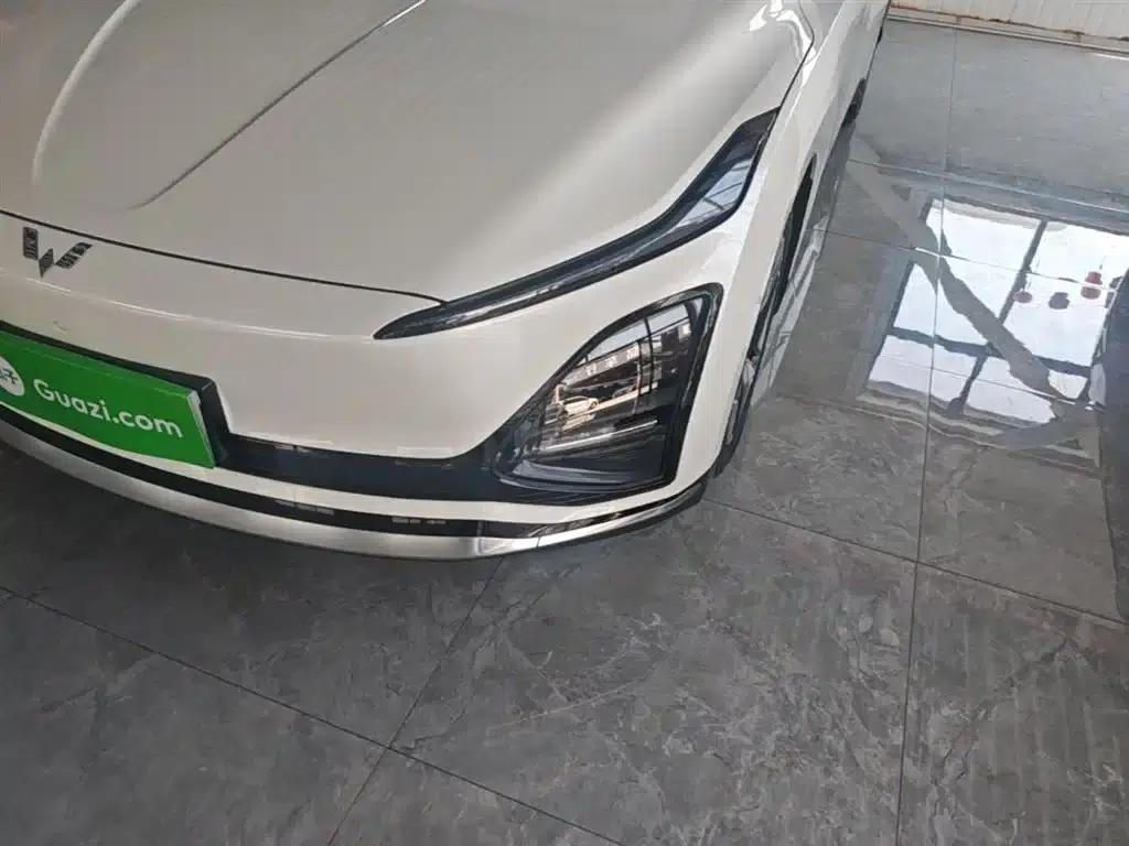 Wuling E5 2024 Model 510km Standard Edition — миниатюра 24