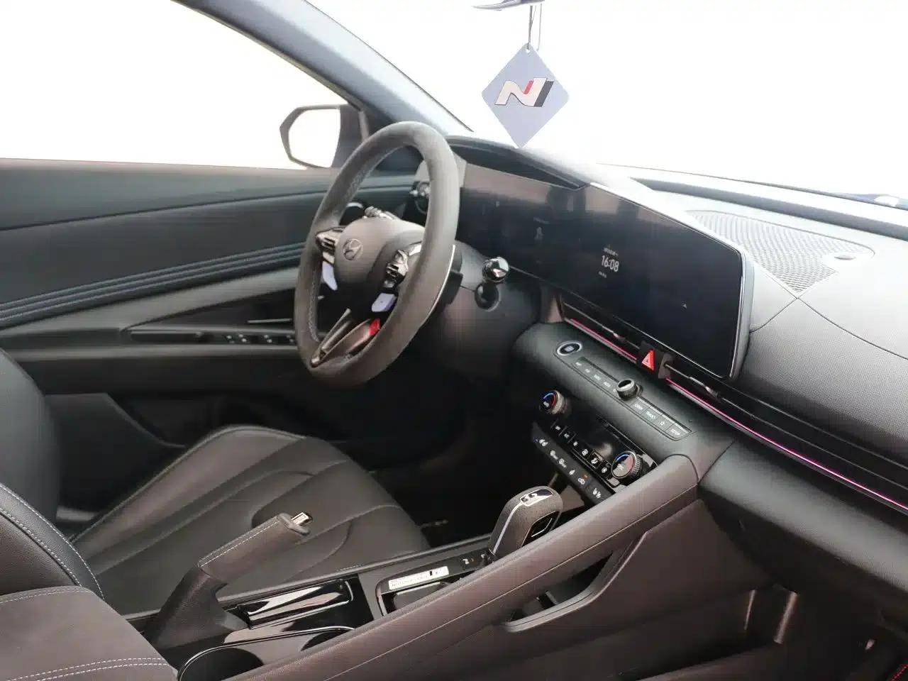 2023 Elantra N 2.0T Sport Package Edition — миниатюра 15