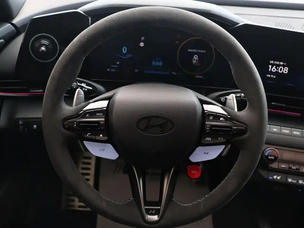 2023 Elantra N 2.0T Sport Package Edition — миниатюра 16