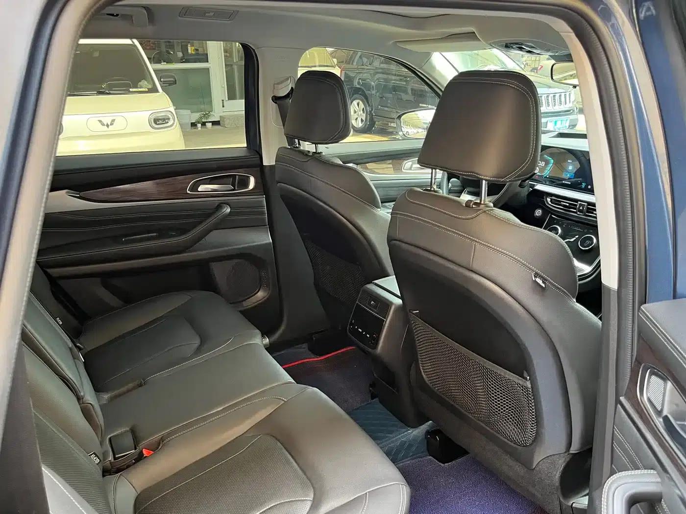 Starlight Moon 2021 400T 2WD Starlight Pro Edition 7-Seater — миниатюра 13