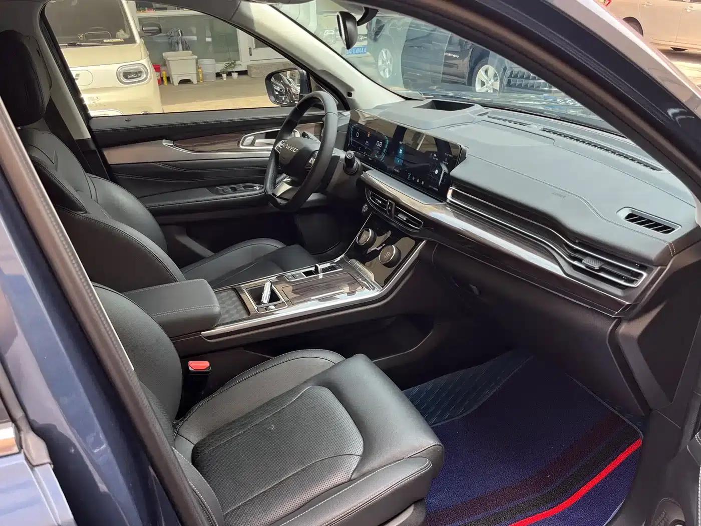 Starlight Moon 2021 400T 2WD Starlight Pro Edition 7-Seater — миниатюра 14