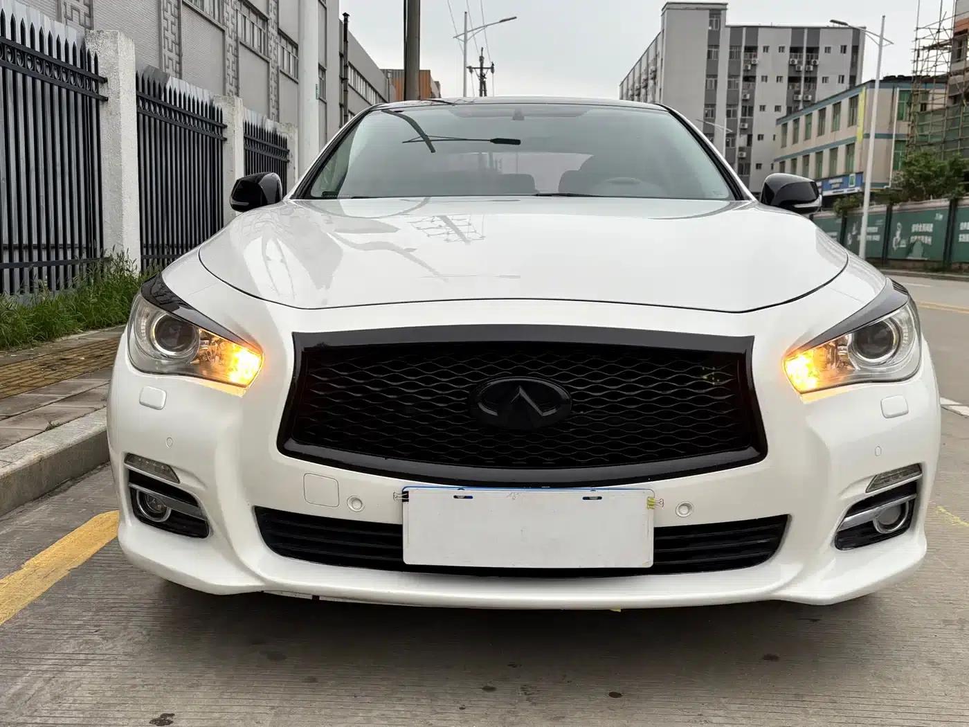 Infiniti Q50 2014 2.0T Comfort Edition — миниатюра 2