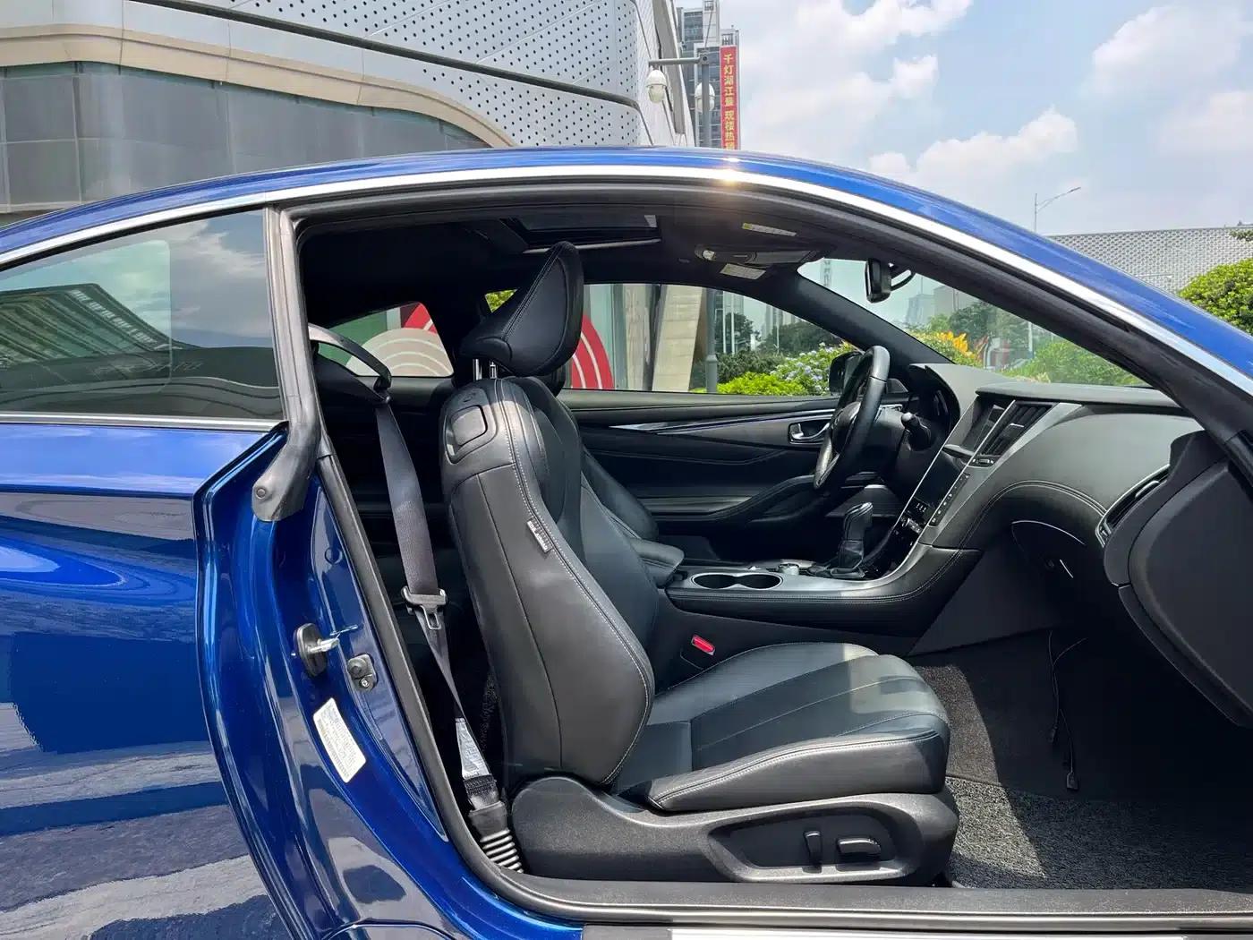 Infiniti Q60 2019 2.0T Luxury Edition — миниатюра 11