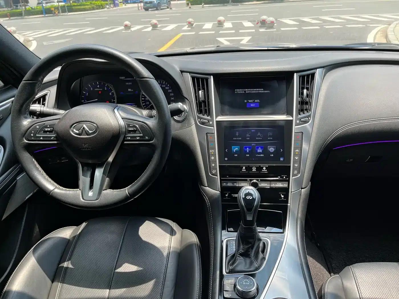 Infiniti Q60 2019 2.0T Luxury Edition — миниатюра 16