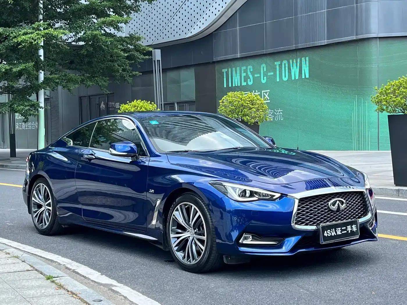 Infiniti Q60 2019 2.0T Luxury Edition — миниатюра 3
