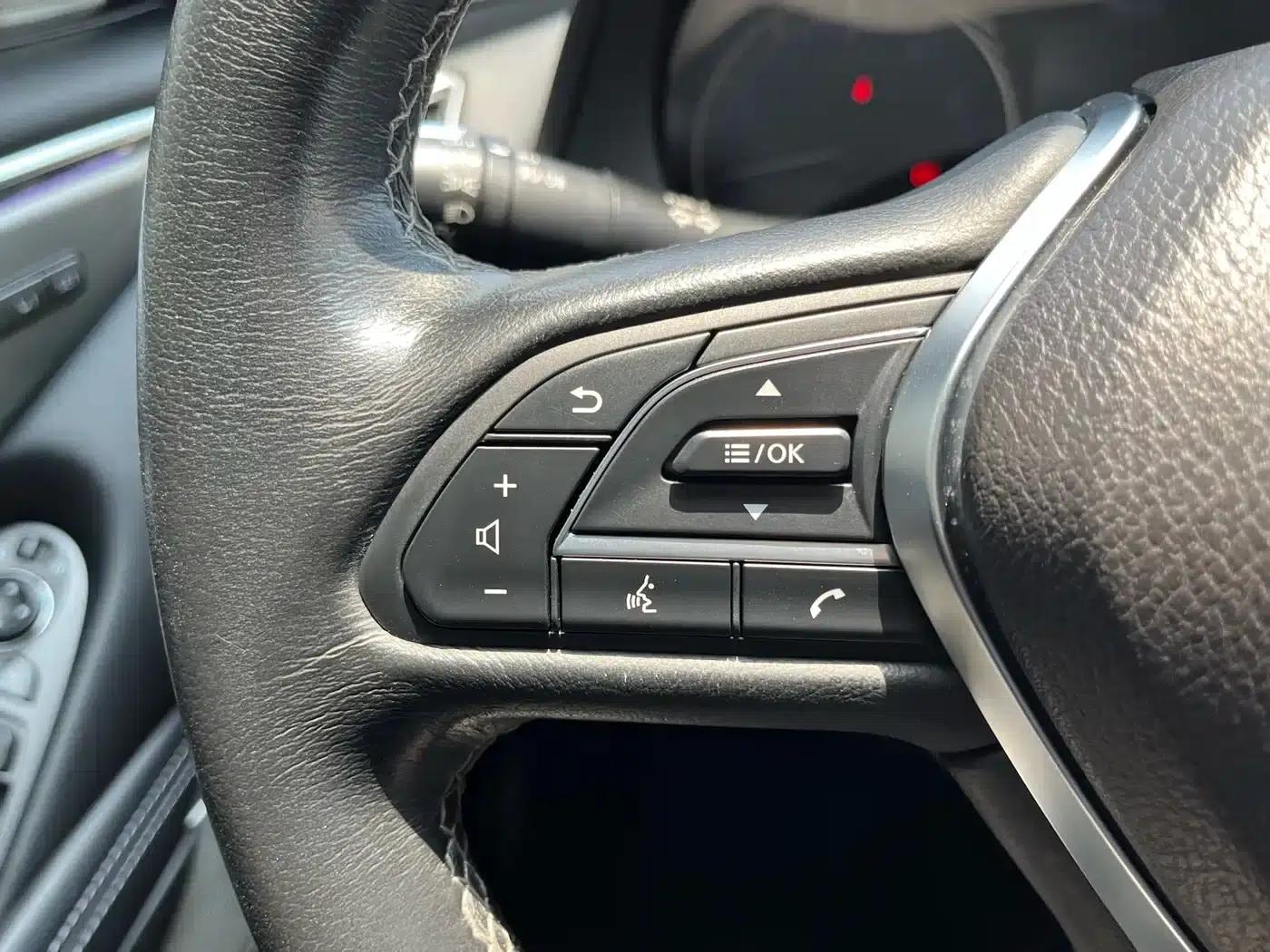 Infiniti Q60 2019 2.0T Luxury Edition — миниатюра 21